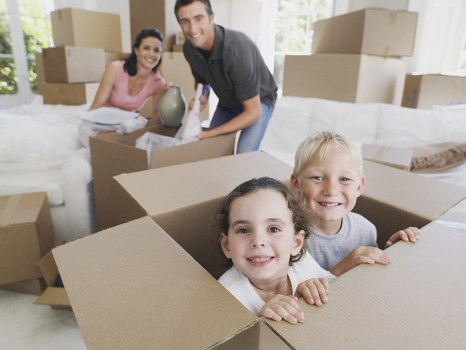 Storage site risk awareness and safe conduct image