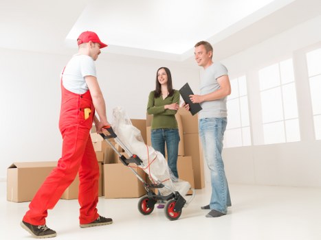 Professional moving support for Rushgreen relocations